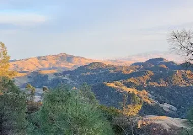 Rolling hills and mountains in Diablo State Park near Blackhawk, CA