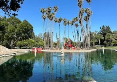 Las Palmas Park in Sunnyvale with palm trees and calm blue water